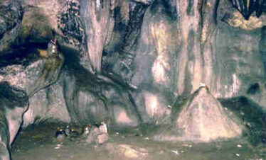 patal bhubhneshwar cave india tour
