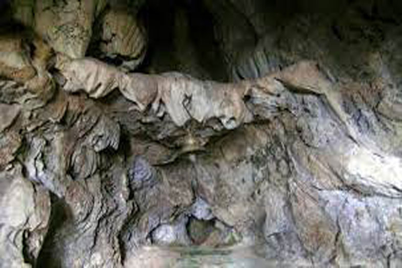 patal bhubhneshwar cave india tour